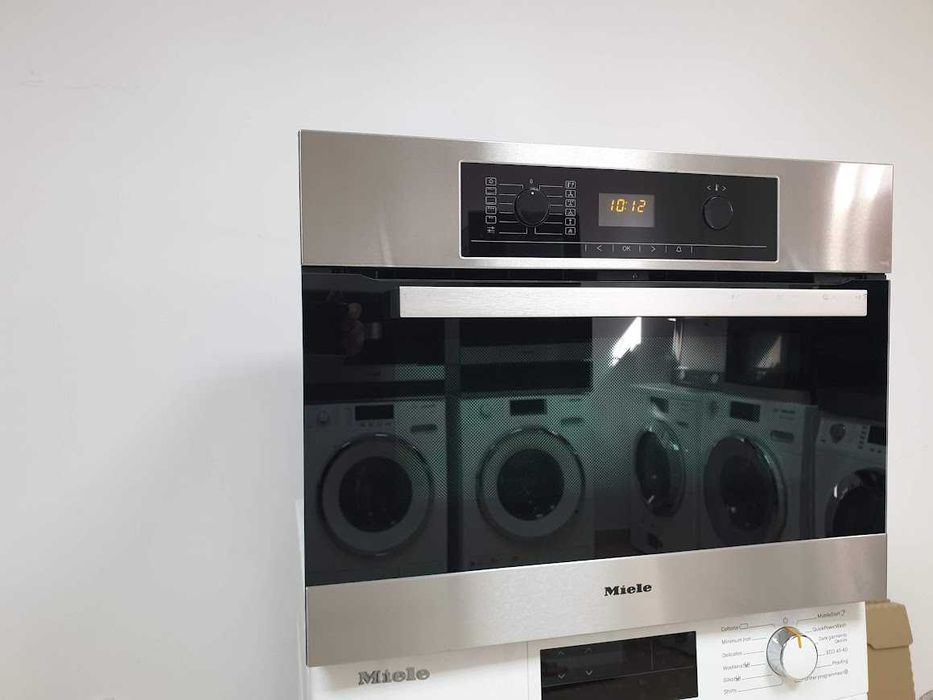 43L - Малка Miele Фурна с пиролиза за вграждане