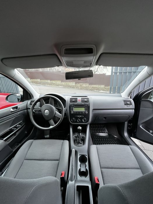 Golf 5 Hatchback- 1,4 Benzina