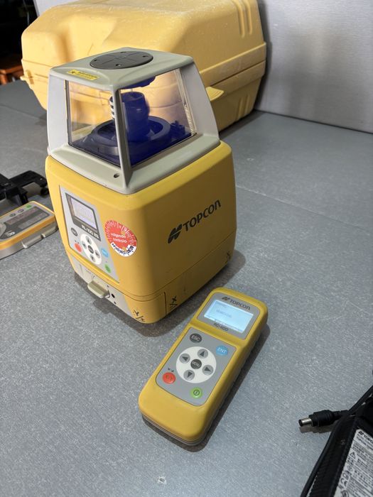 Nivela laser dubla panta Topcon Rl1002s Hilti Leica