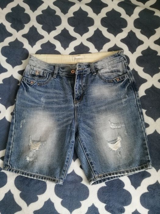 Продам женские шорты