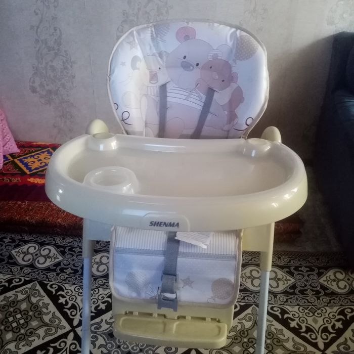 Стол для кормления