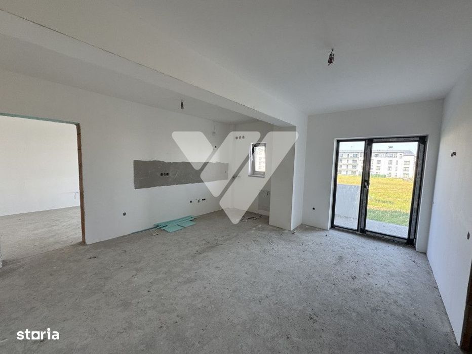 Apartament LA CHEIE 3 camere 60 mp balcon etaj 6 lift - Doamna Stanca