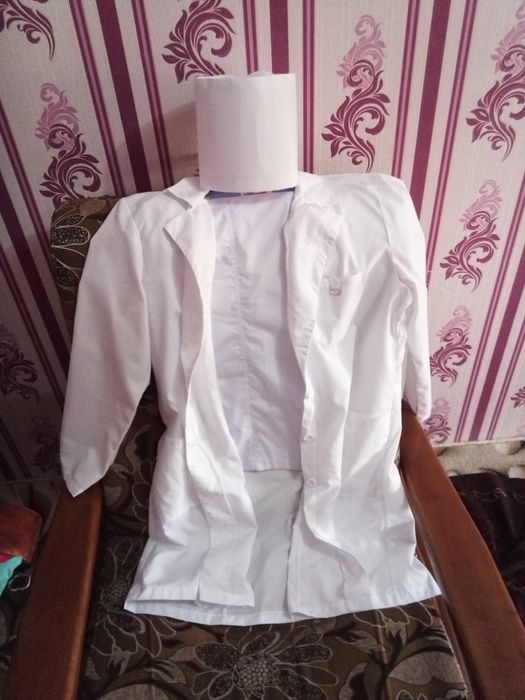 Медицинский халат, штаны,калпак продается