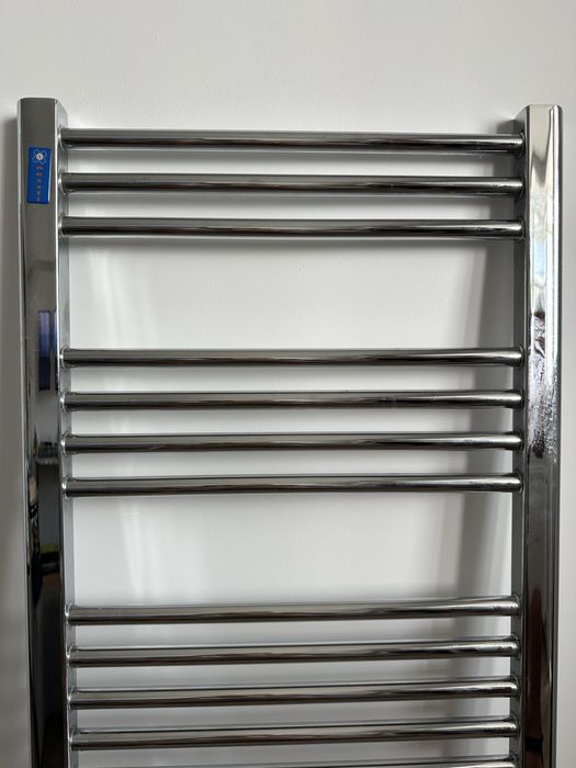 Se vinde un calorifer 1200*500