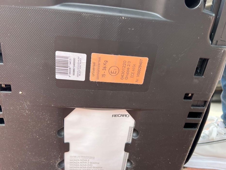 Scaun Recaro cu isofix 100-150 cm 15-36 kg