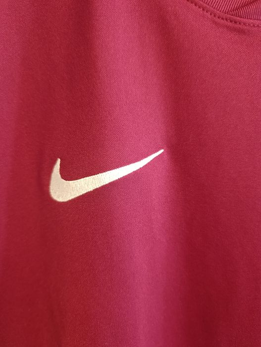 Тениска Nike цвят бордо