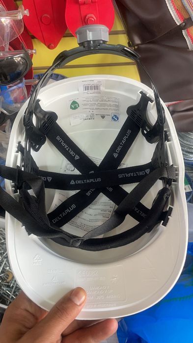 Каска Delta защитная