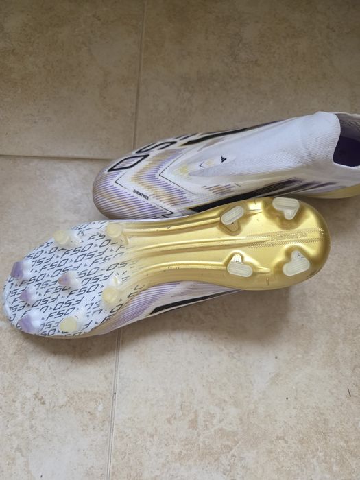 Бутонки ADIDAS F50 Elite Laceless FG