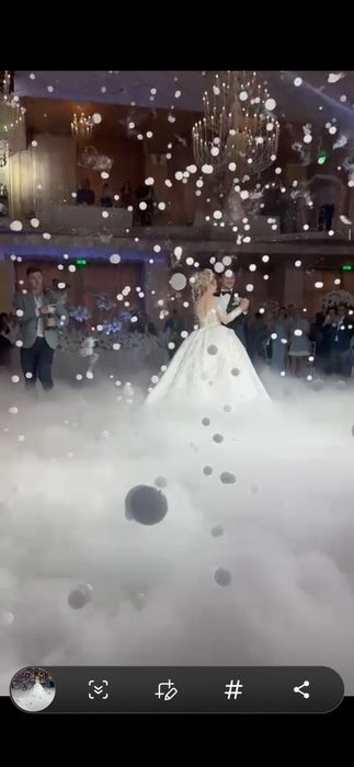 Inchiriez Masina de Baloane cu fum