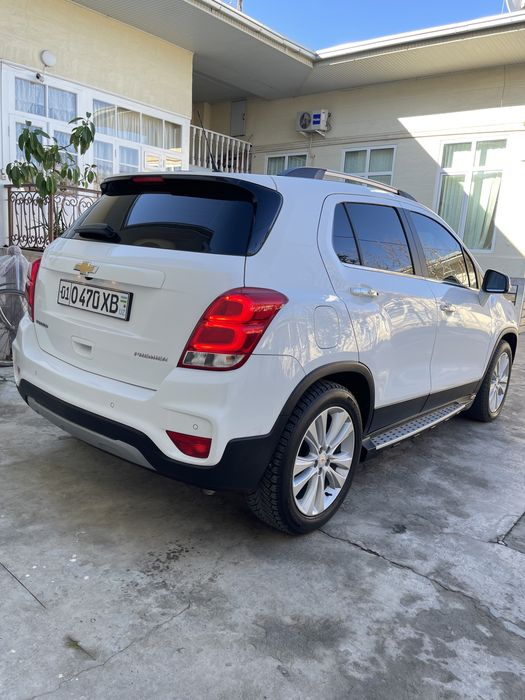 Tracker 1 Premier Full