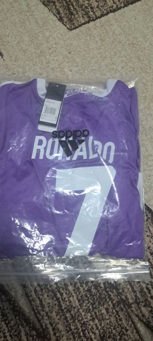 Vând tricou cu Ronalfo