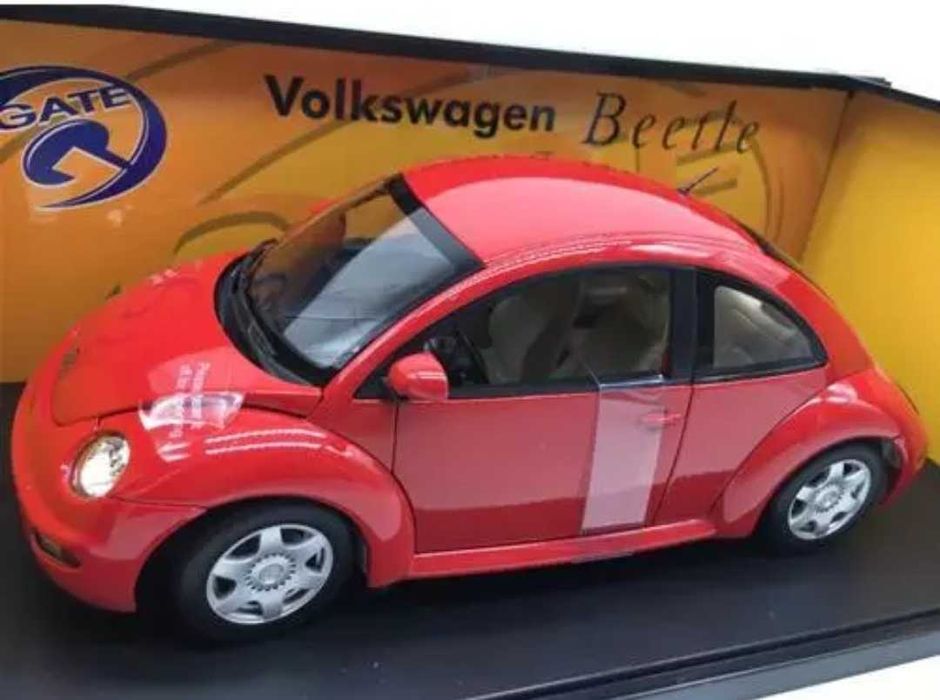Macheta VW New Beetle Coupe 1998 Rosie Gate 1:18 Noua