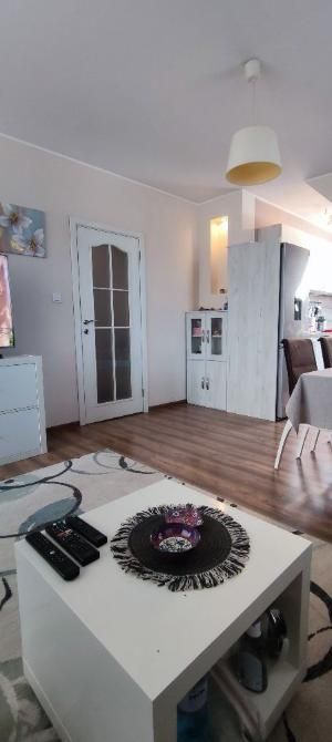 Дава се под наем Тристаен апартамент в Пловдив, Кършияка - 86 кв.м за 770 € - Снимка #2