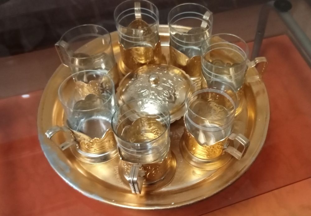 Чайный набор с подстаканниками.