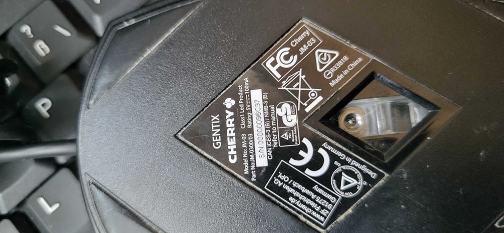 Tastaturi cherry  2 bucati (ca Noi cu fir)+mause cherry fuctionale