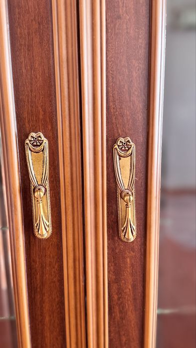 Горка стенка шкаф для зала