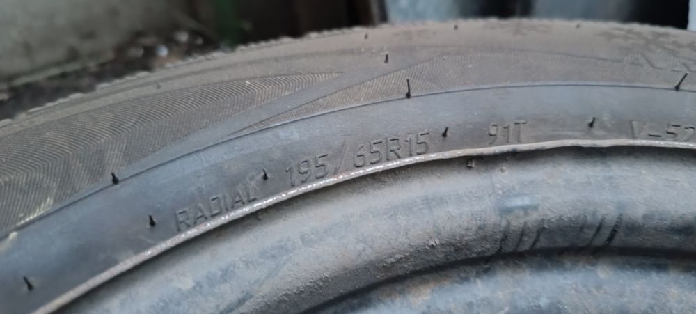 Продам резину зима на штампах