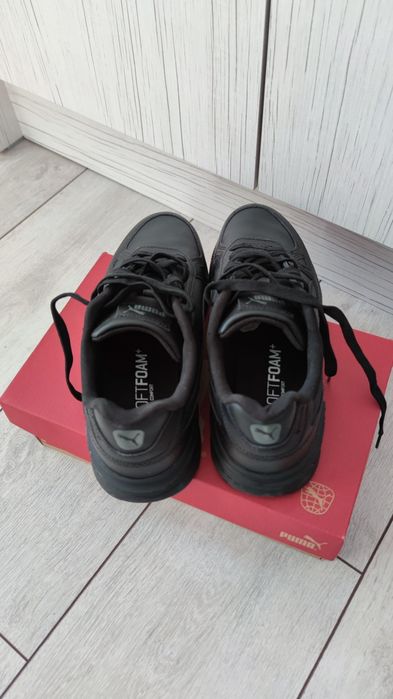 Маратонки Puma черна кожа.