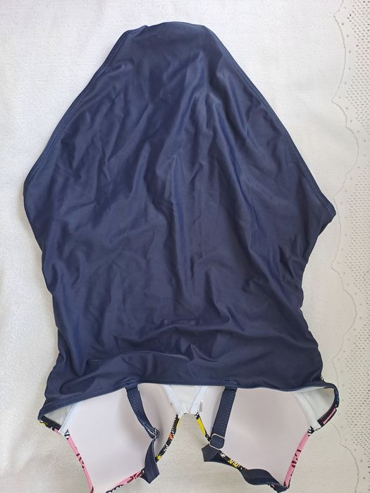 Продам купальник,  ткань полиэстер.