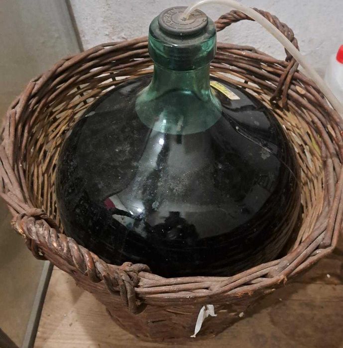 Damigeana din sticla veche groasa, 50 litri