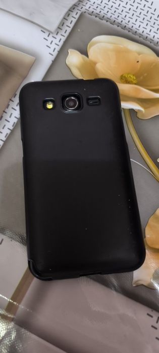 Samsung j2 DUOS сотилади.