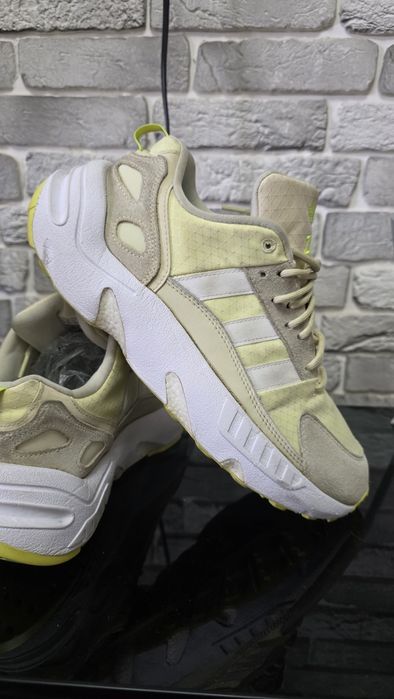 Оригинальные кроссы adidas
