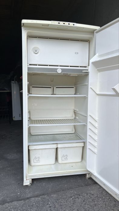 Продам холодильник Бирюса
