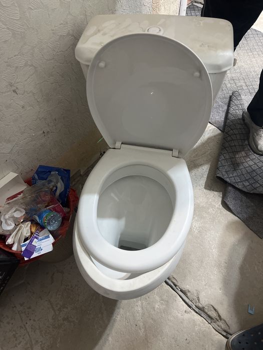 Продам унитаз не дорого