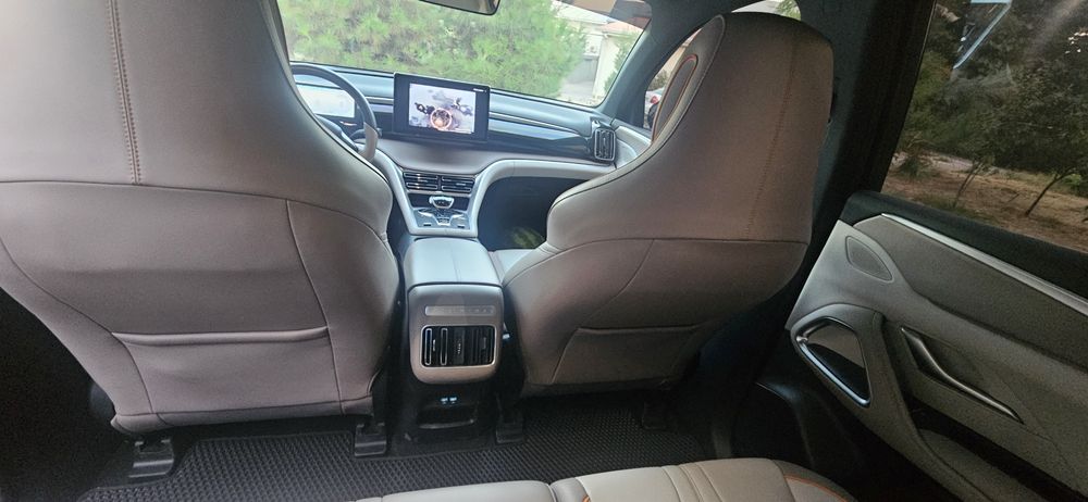 Byd song pro sotiladi