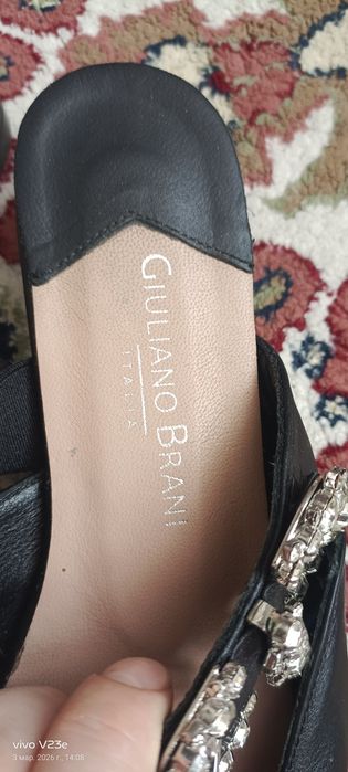 Продам босоножки женские