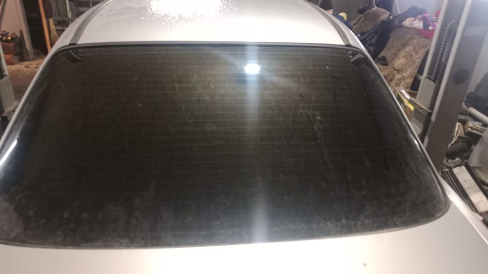 Запчасти на Мерседес с220