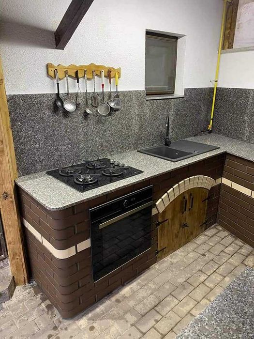 Cărămidă aparenta maro de zidărie - fațade, garduri, zidării aparente