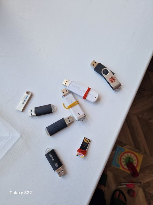 Продам флешки юсб