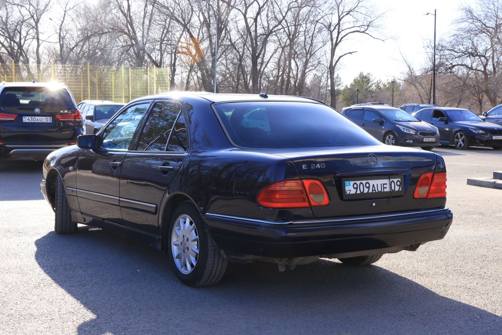 Продам Mersedes-Benz E280