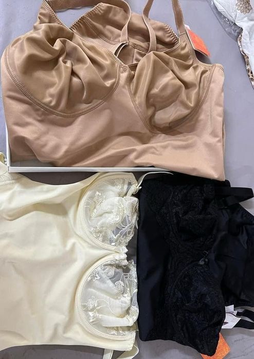 Body- modelatoare stock