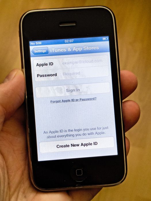 iPhone 3Gs 16GB, чист айклауд