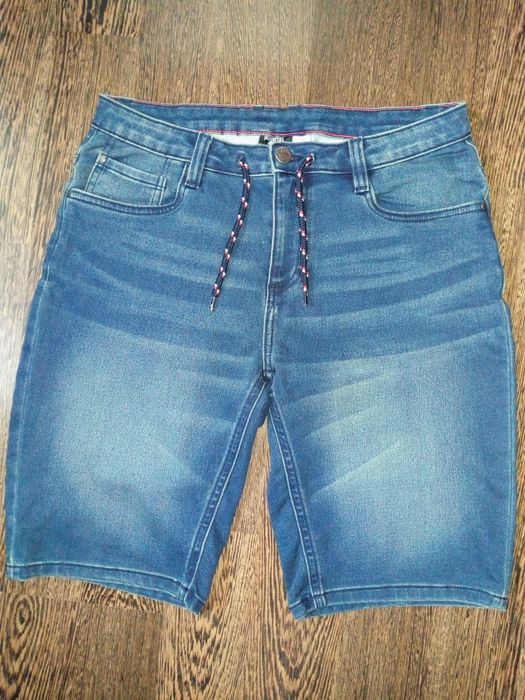 Нови с етикет мъжки къси панталони/бермуди М/L/цени в описанието