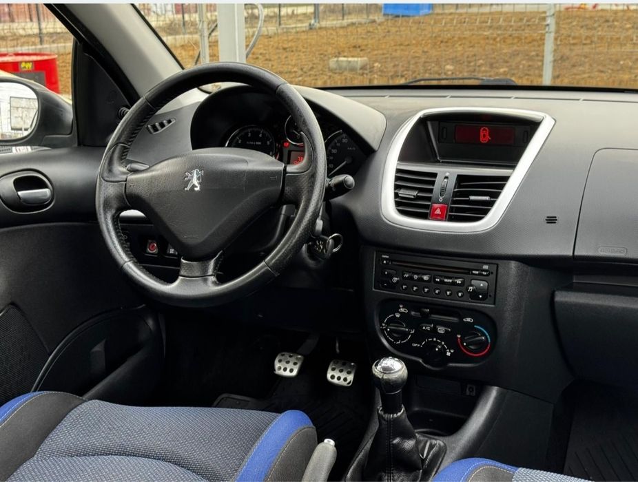 Peugeot 206+ 1.4 Benzină | 2012 | 94.000 km | Proprietar din 2018