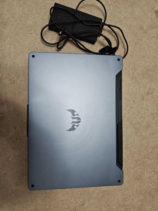 Laptop ASUS F15 fx506L