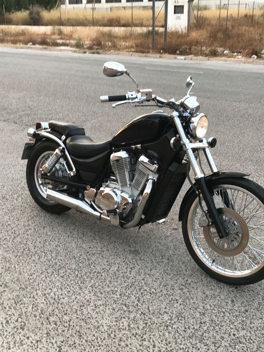 Motocicletă Suzuki Intruder vs 800