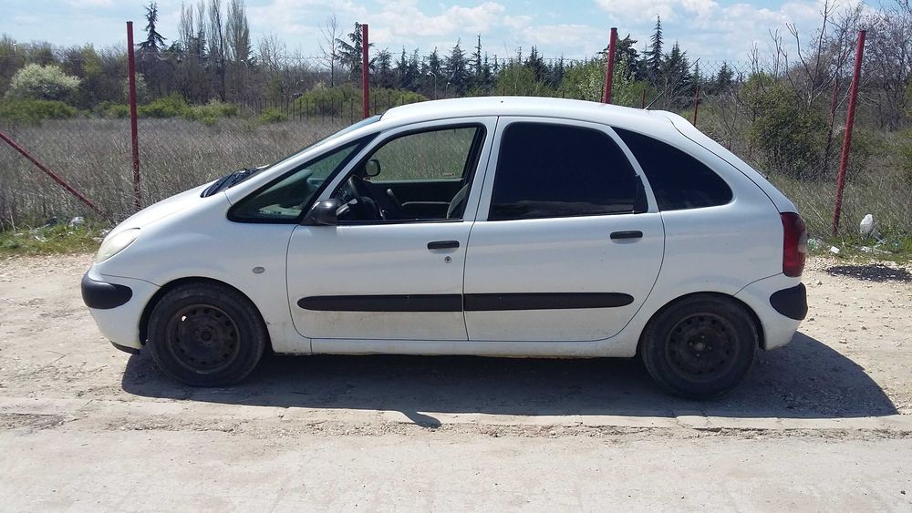 Продавам Citroen Xsara Picaso Ситроен Ксара Пикасо 2.0 HDI на -части