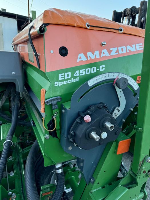 Semanatoare de porumb Amazone ED 4500 C
