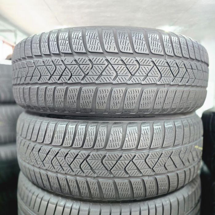 2x 205/60/16 M+S PIRELLI 2022 Stare excelentă