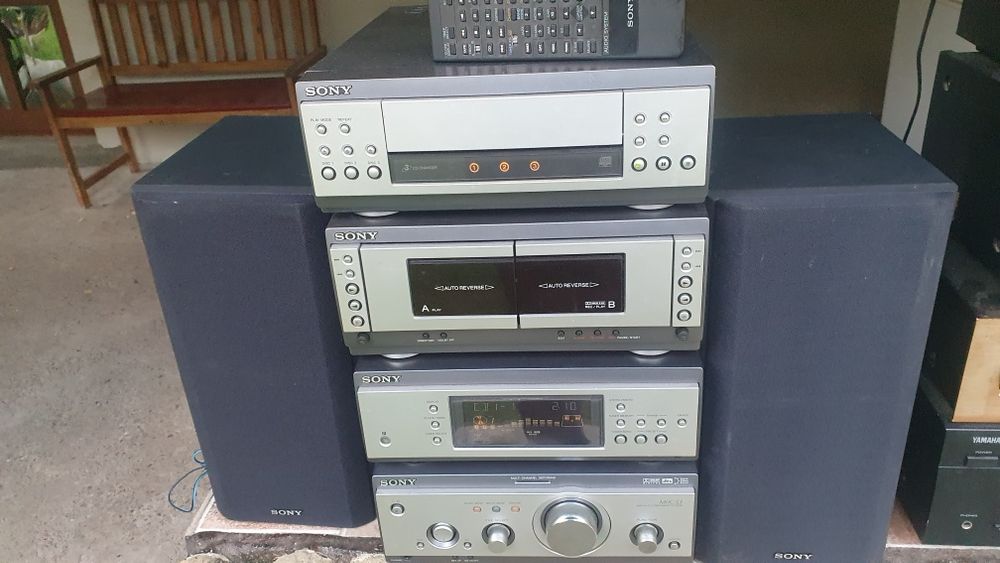 Linie audio sony cu boxe