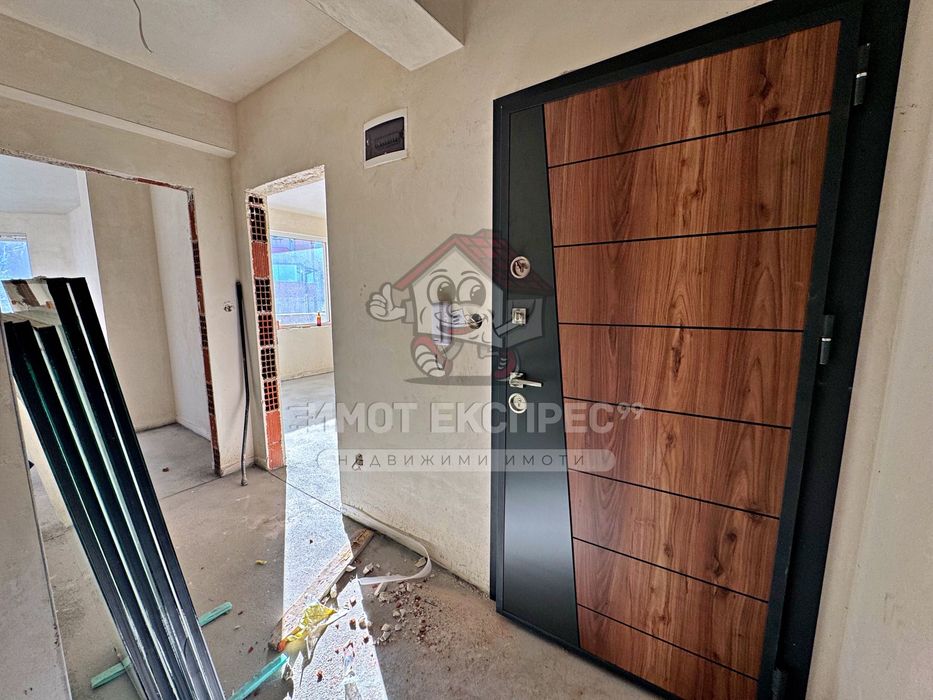 Продава се Тристаен апартамент в Асеновград - 126 кв.м за 1191 €/кв.м - Снимка #5