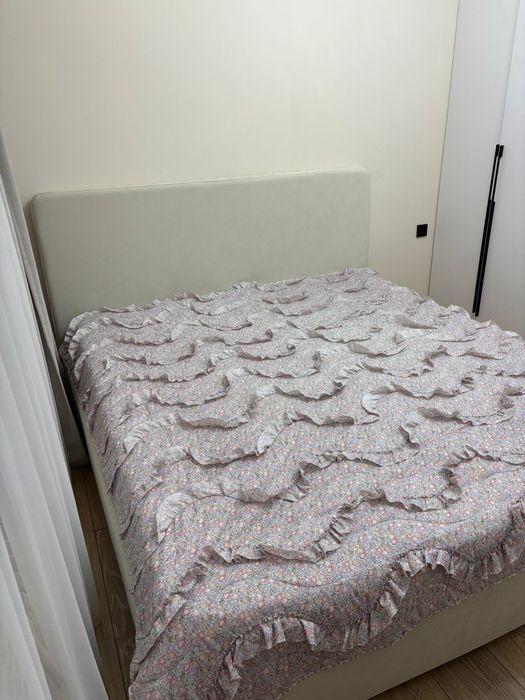 Кровать двухспальная