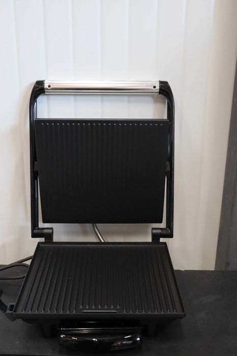 Скара Tefal Inicio - GC241D38, 2000W, незалепващо, оребрена, сребриста