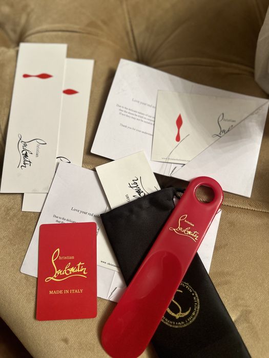 Christian Louboutin marimea 43