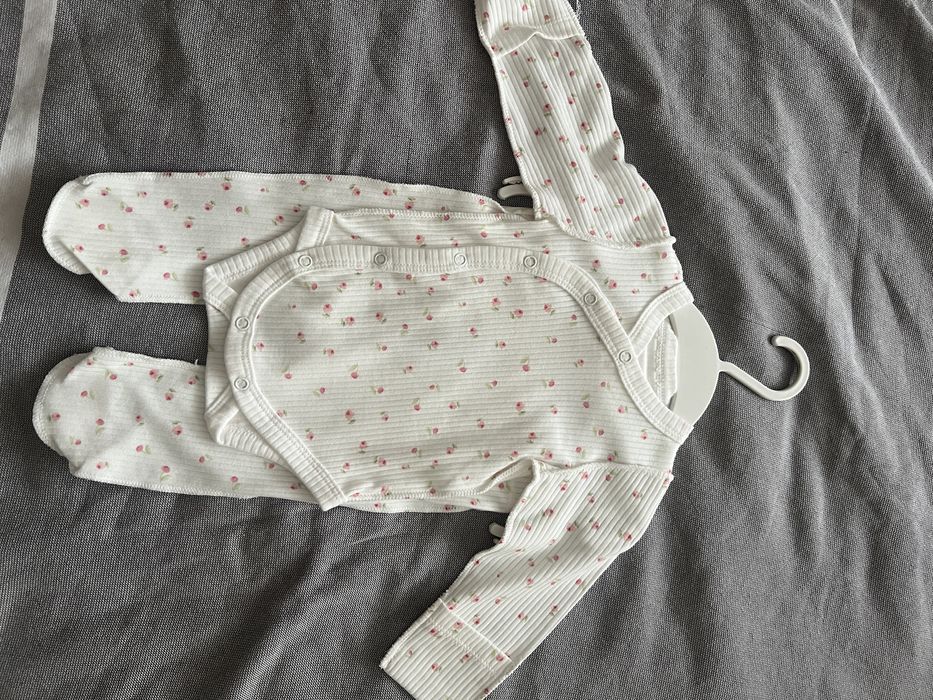 Продам новые костюмчики