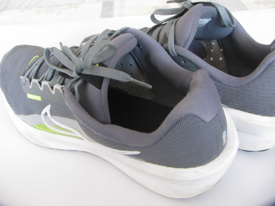 NIKE  FD 6454-002   Качествени   Маратонки  № 42 , Стелка - 27 см.  за Бягане  или  Работа , Универсални